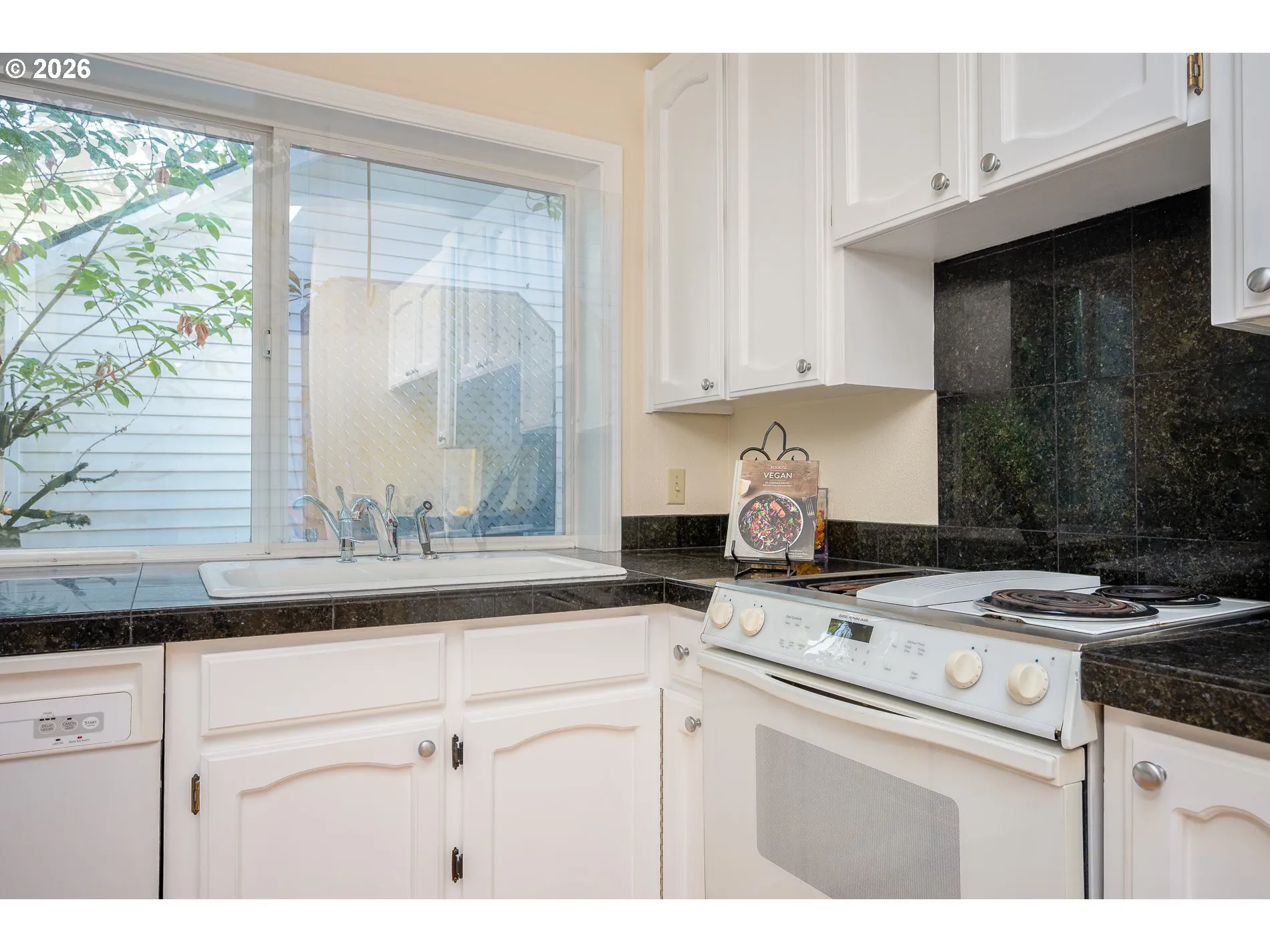 Kitchen-Oven