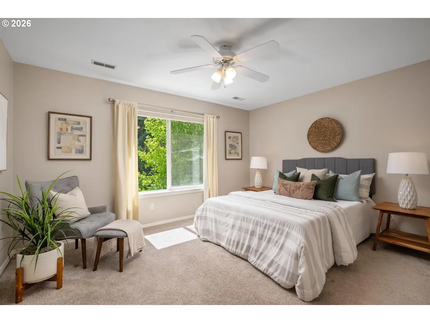 Primary Bedroom-Upper