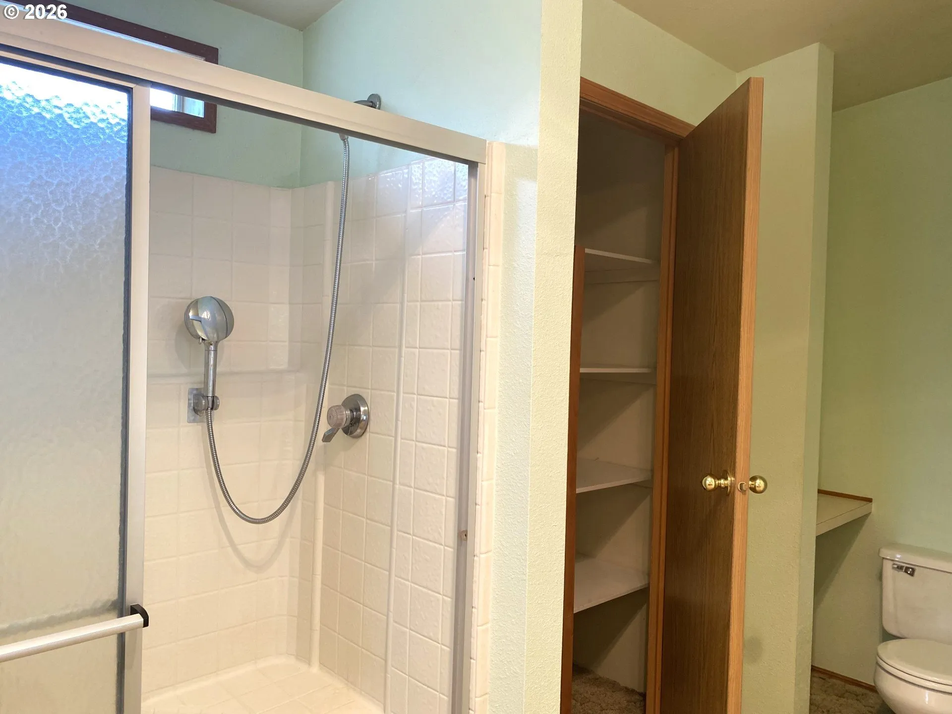 Bathroom, Attached