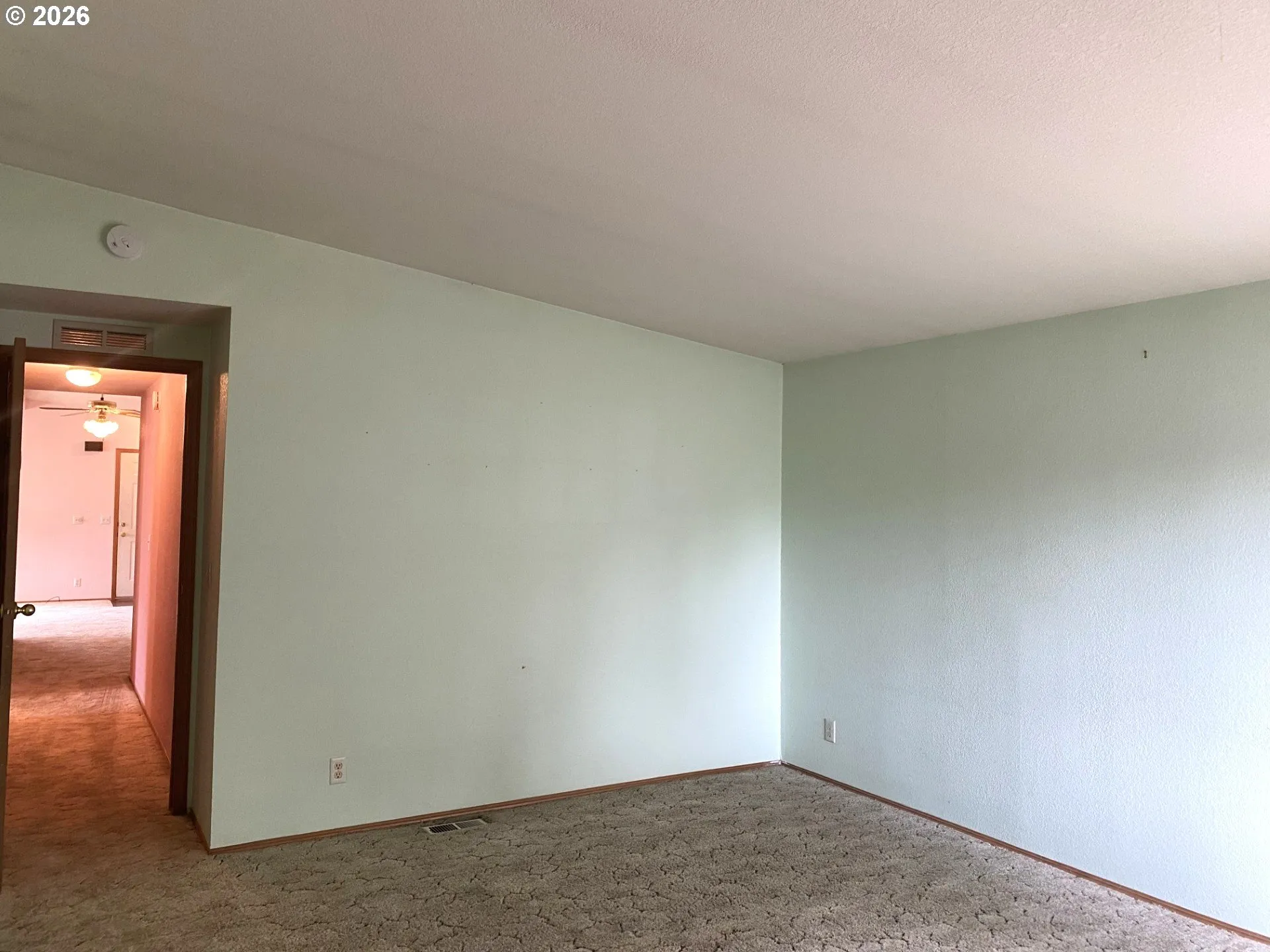Bedroom, Primary