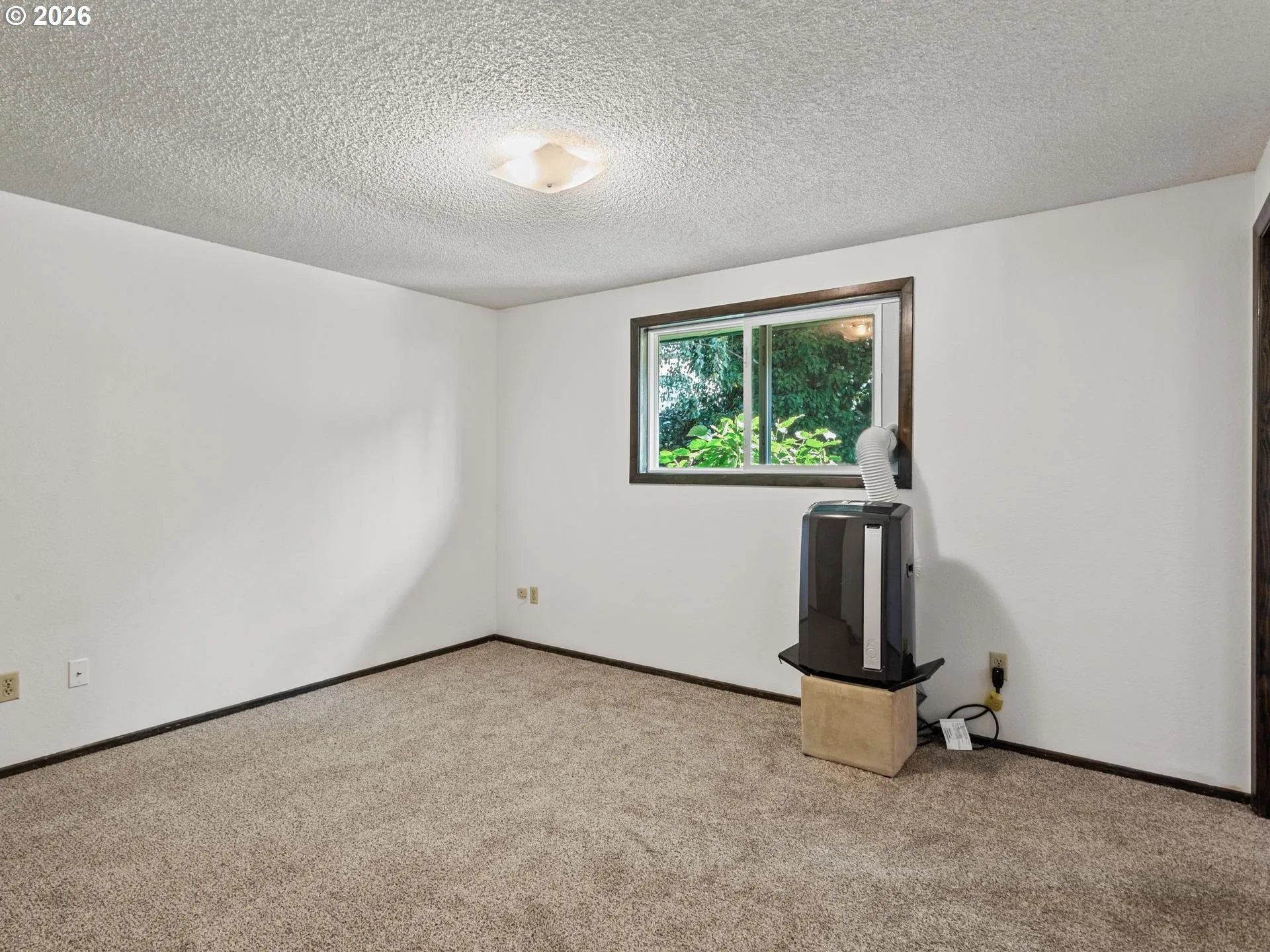 Primary Bedroom-Main