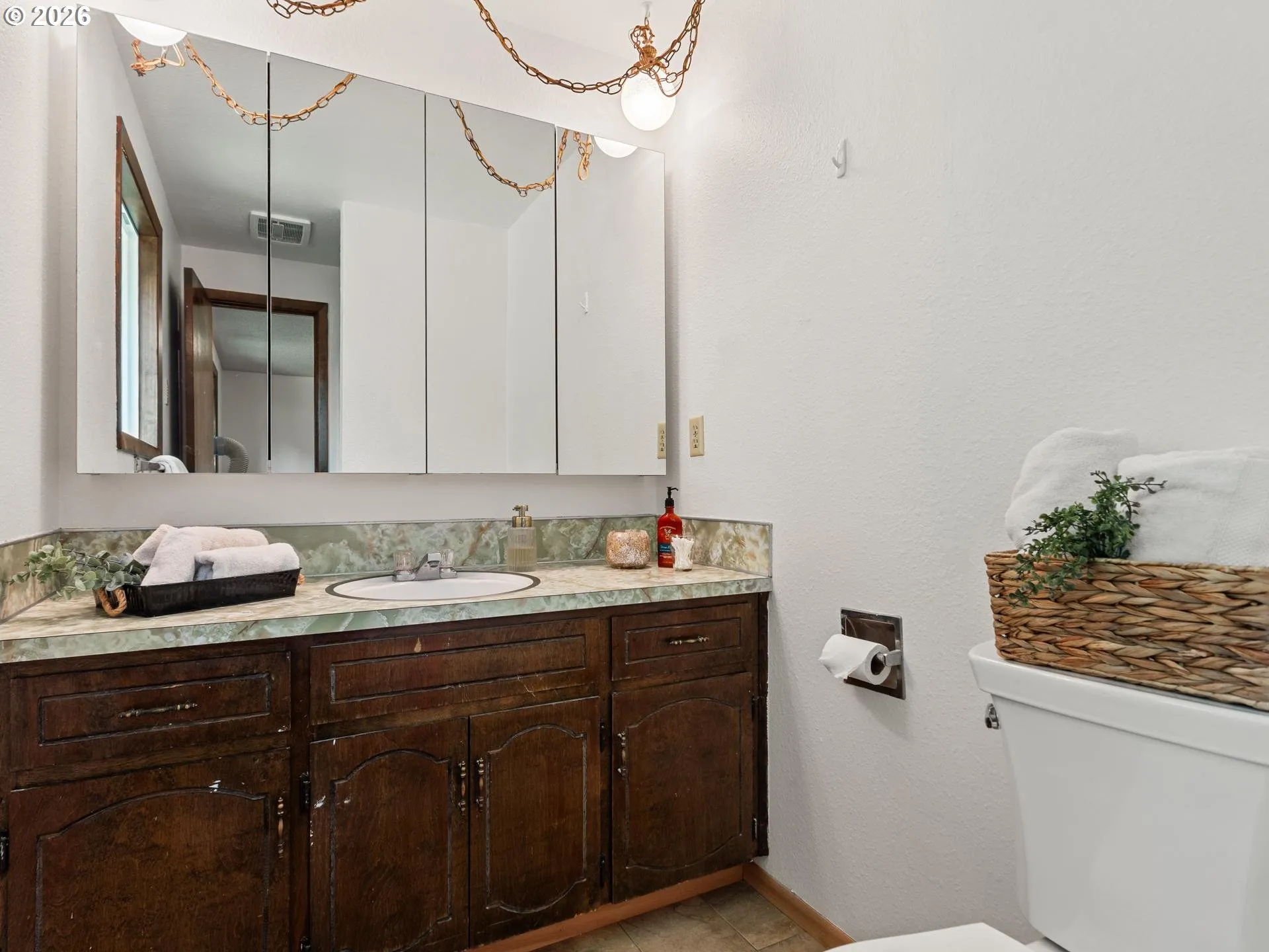 Primary Bedroom-Attached Bathroom