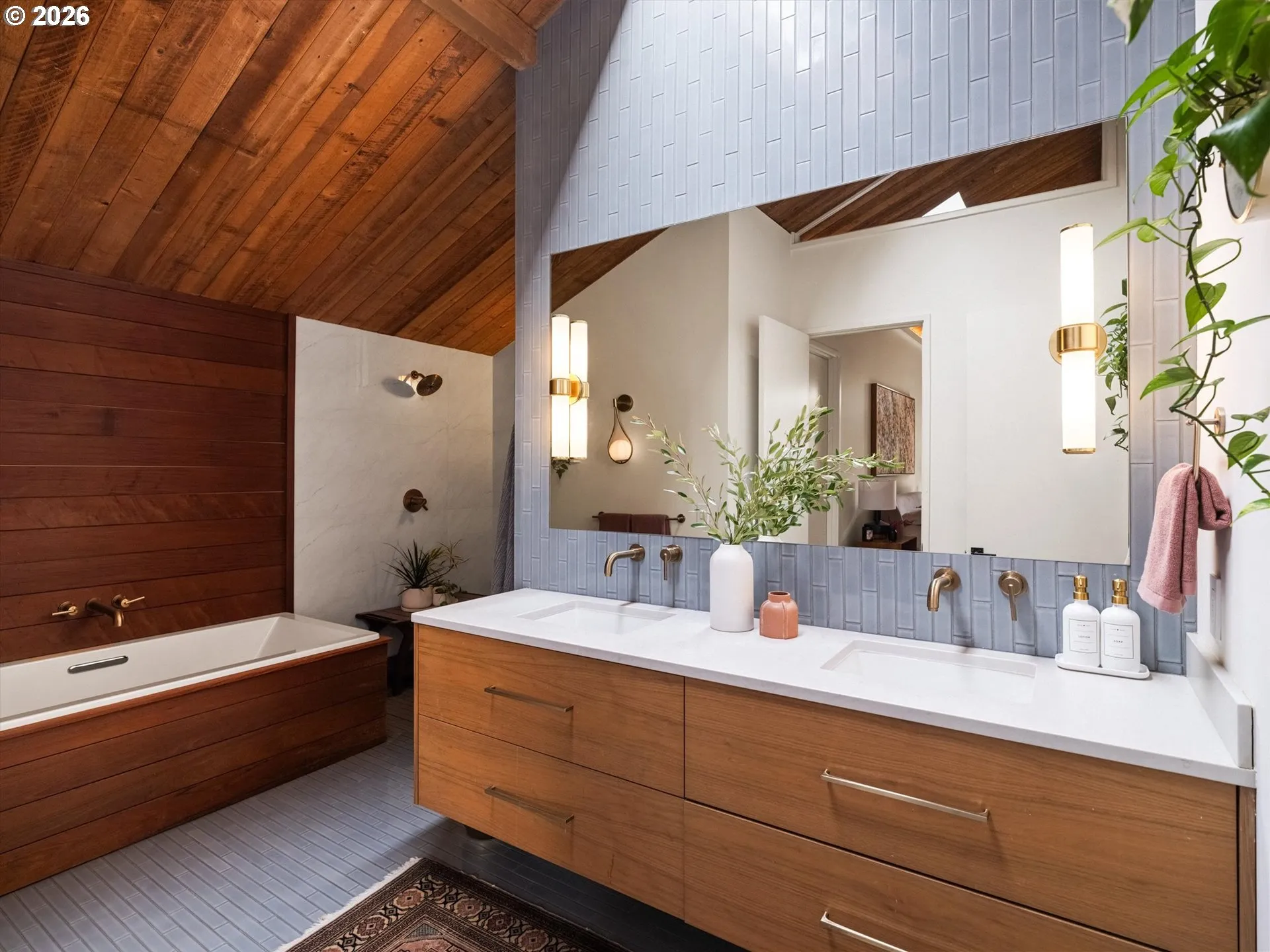 Owner's Suite Bathroom