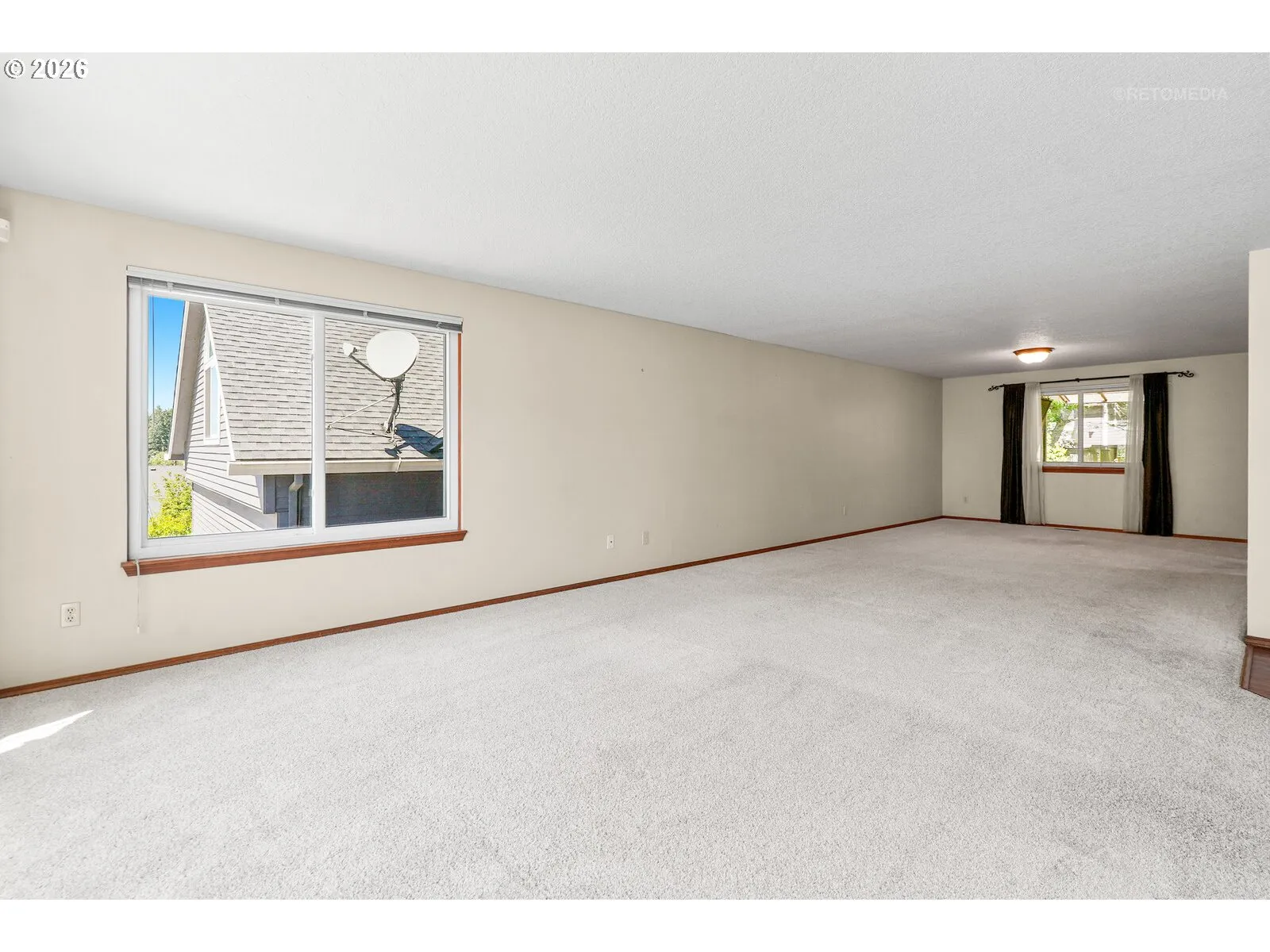 Living Room/Dining Room