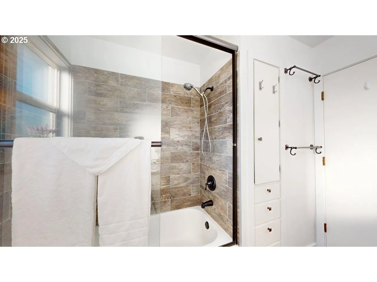 Bathroom-Hall