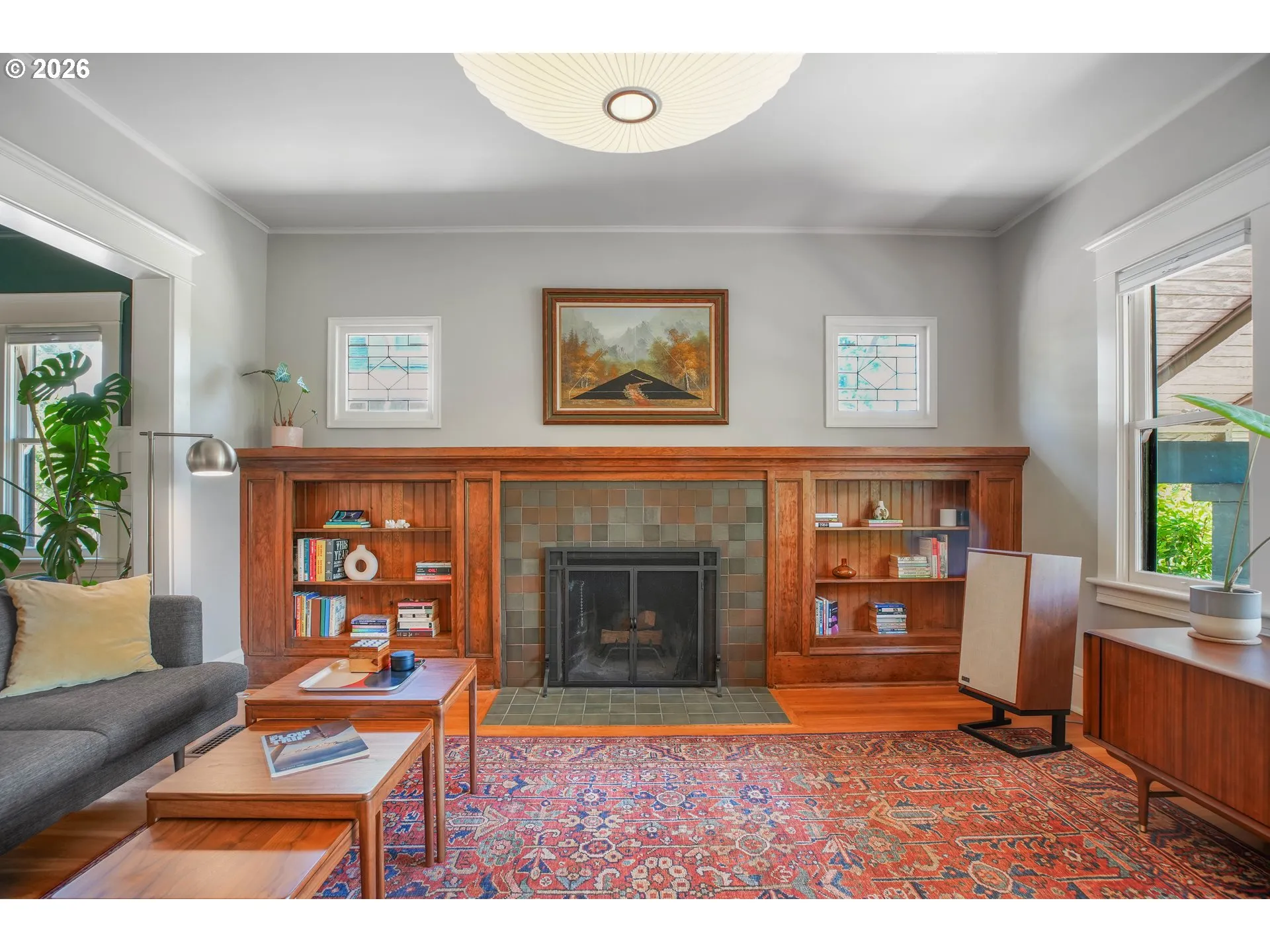 Living Room-Fireplace