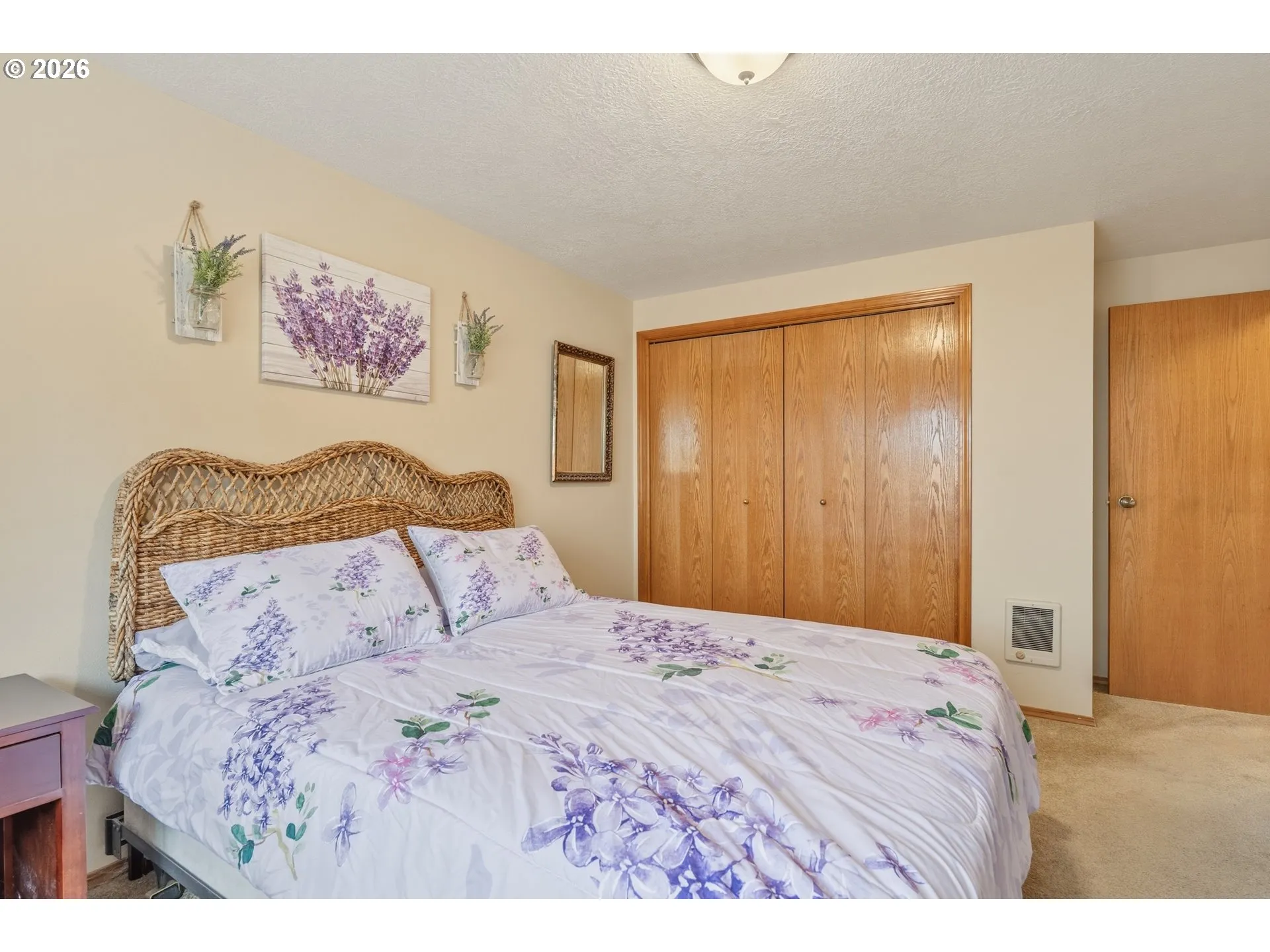 Bedroom, Primary