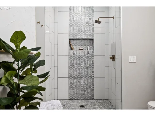 Owner's Suite Bathroom-Walk in Shower