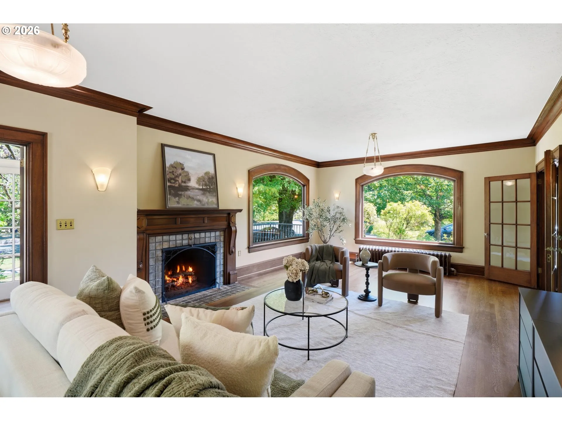 Living Room-Fireplace