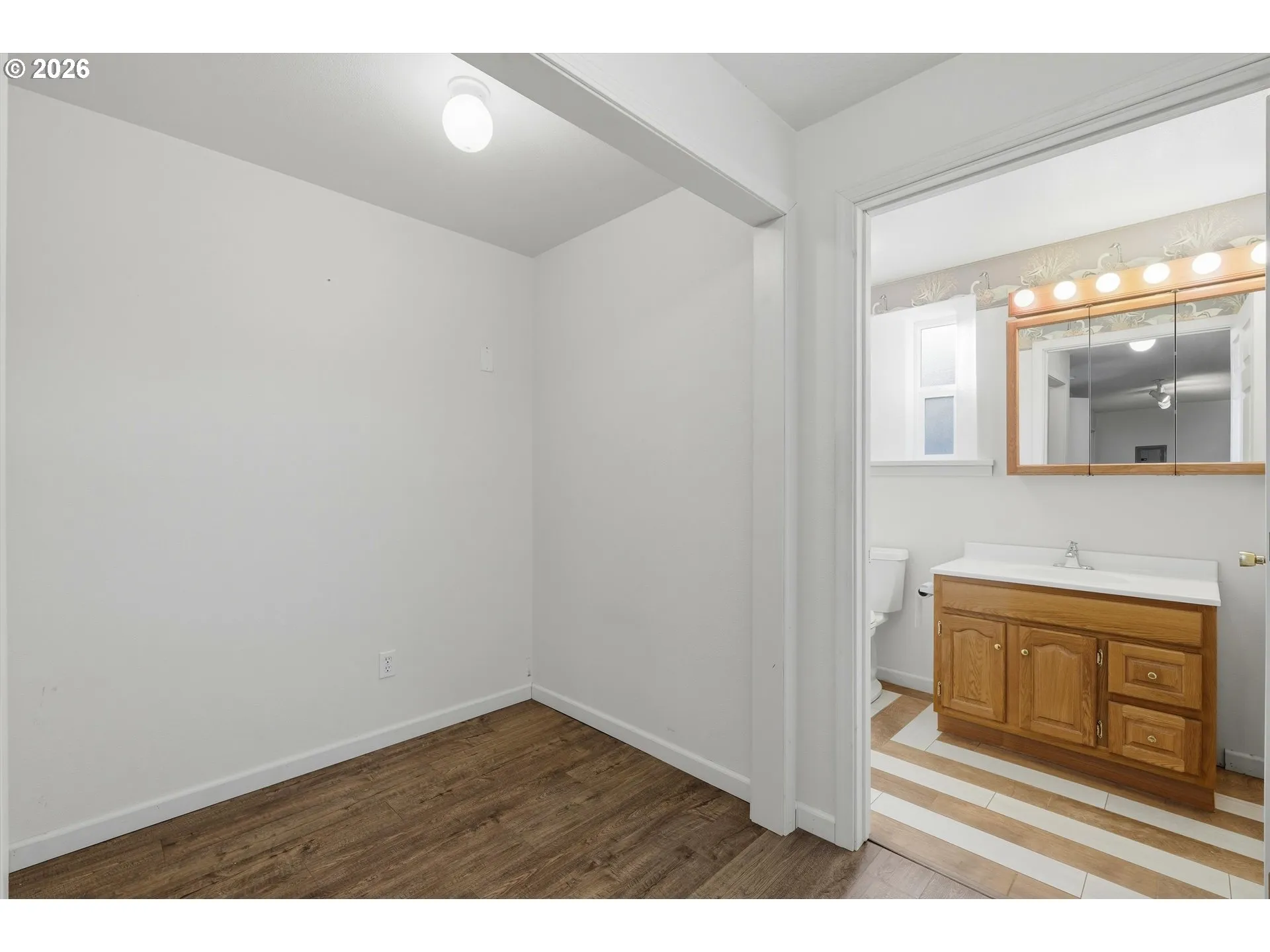 Den/Office-Lower