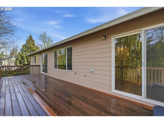 Deck-Main