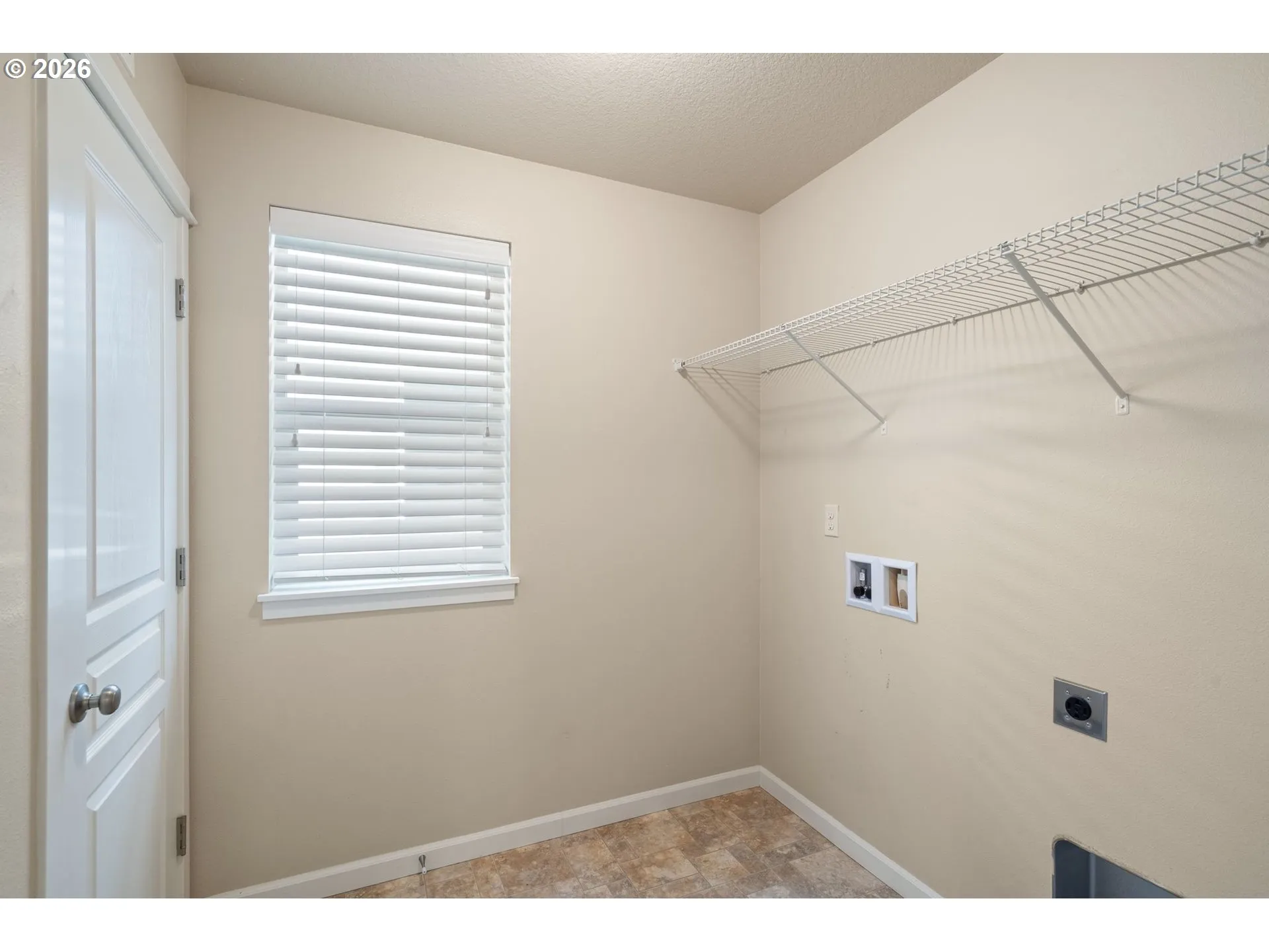 Laundry-Upper