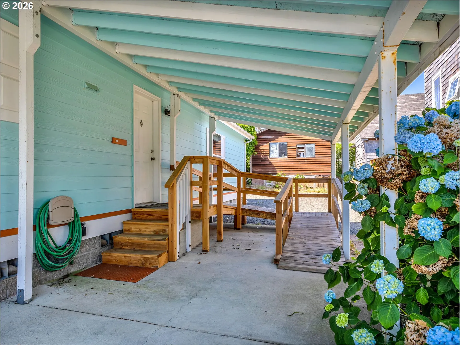 Carport