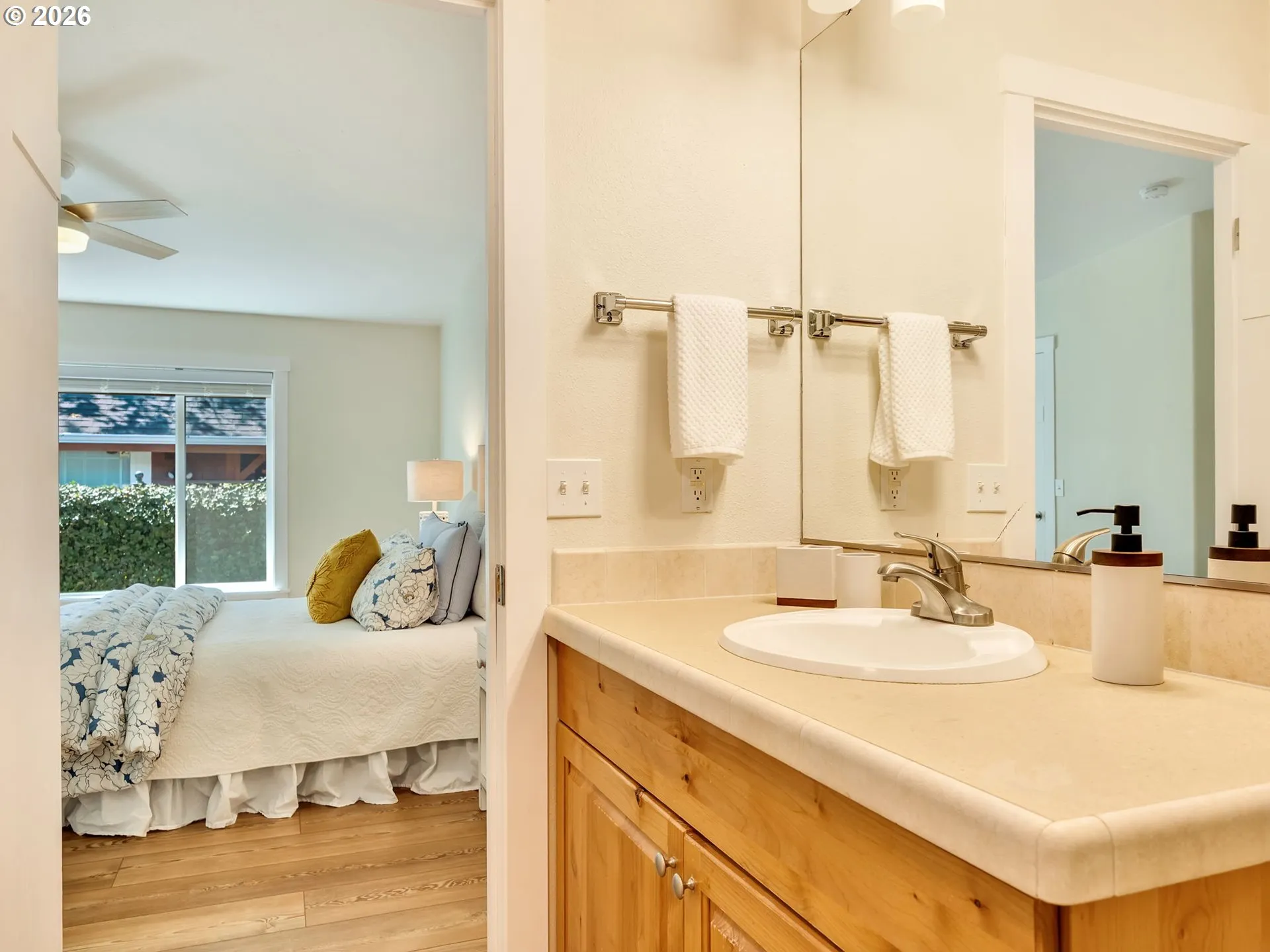 Bathroom, Attached