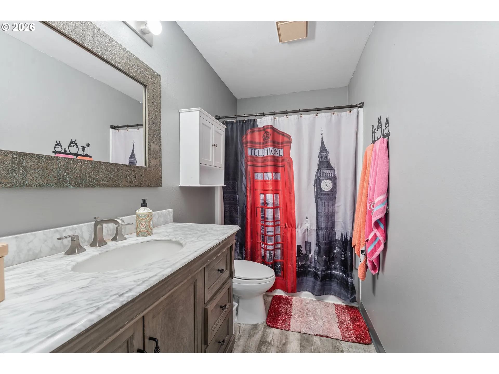 Bathroom-Upper