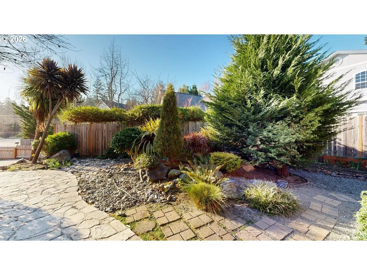 Yard-Front