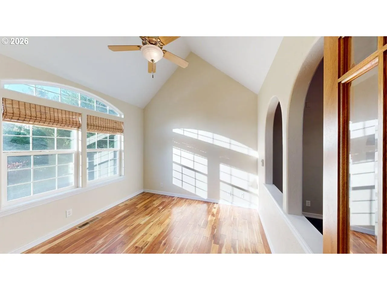 Den/Office-Ceiling Fan