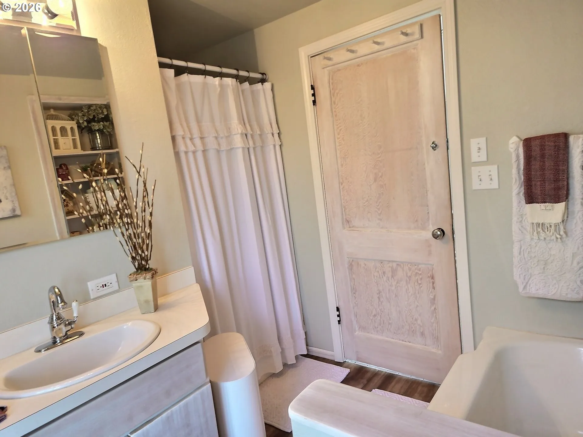 Bathroom-Garden Tub