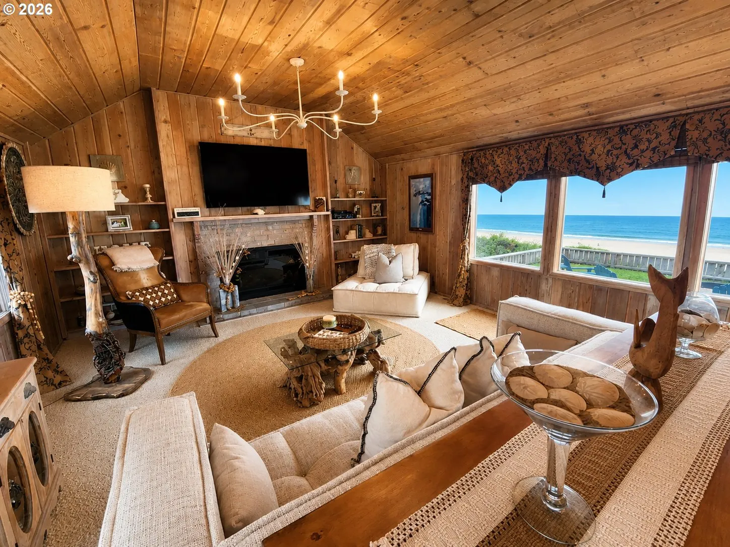 Living Room-Vaulted Ceilings