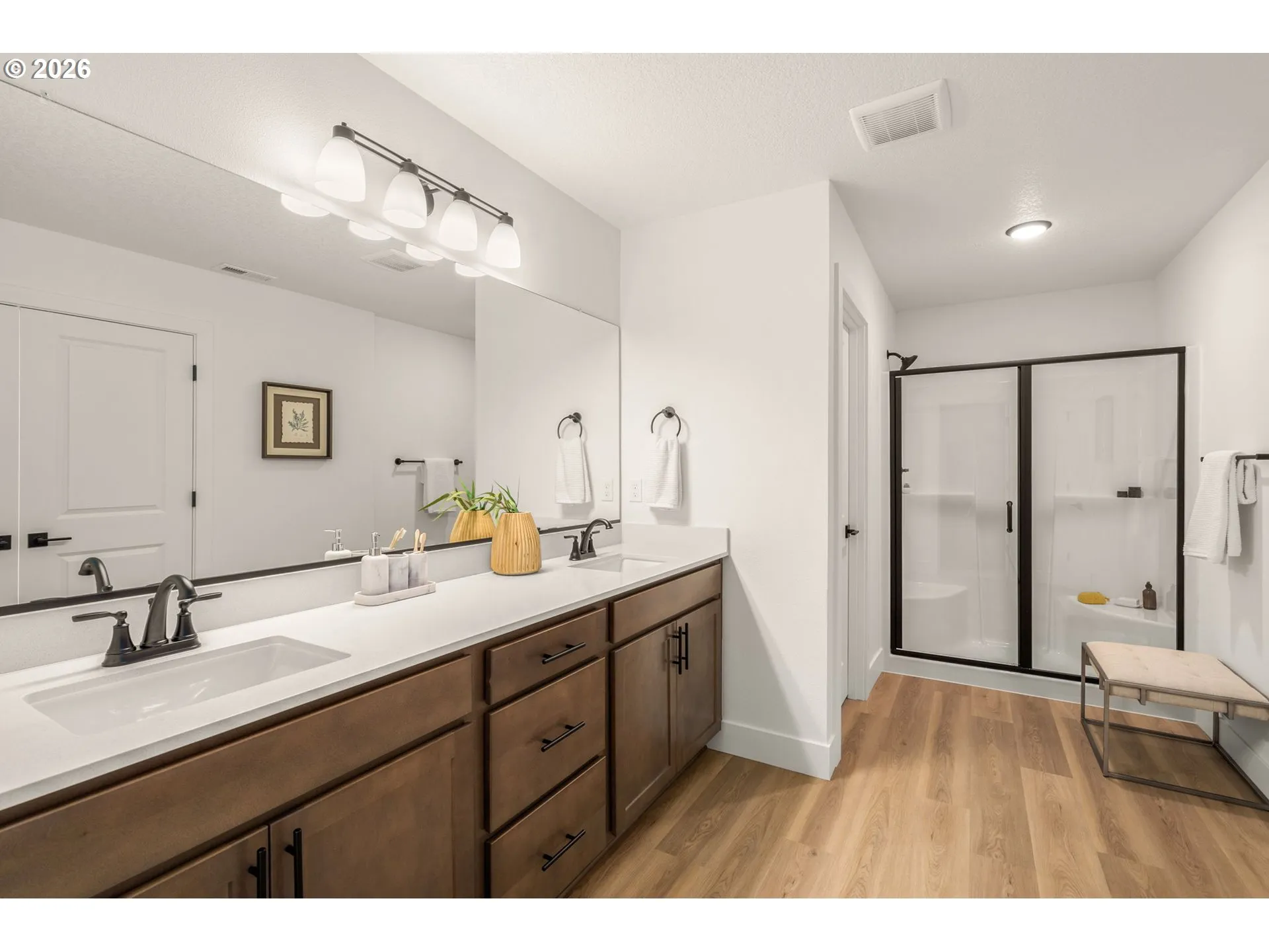 Bathroom, Attached