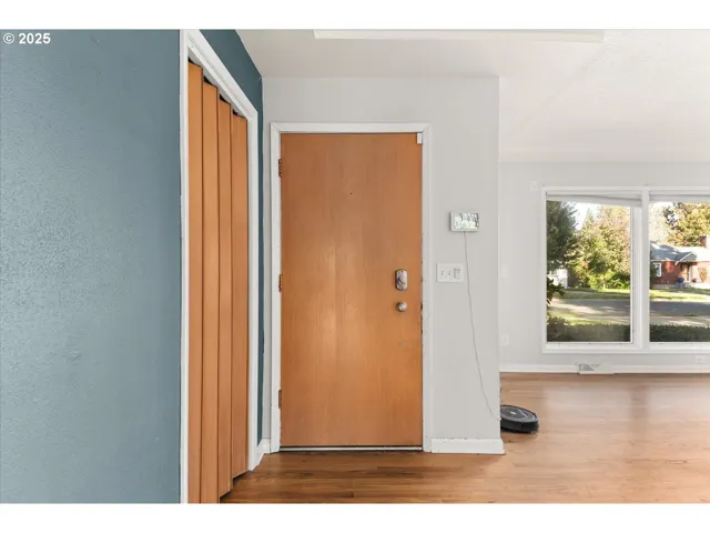 Entrance/Foyer