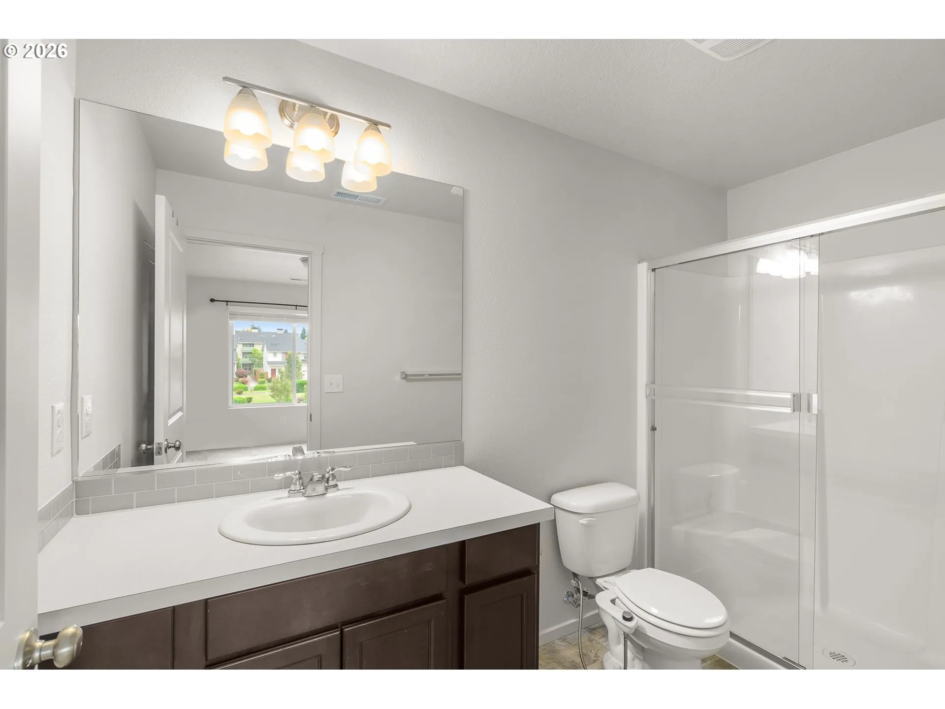 Bathroom, Attached