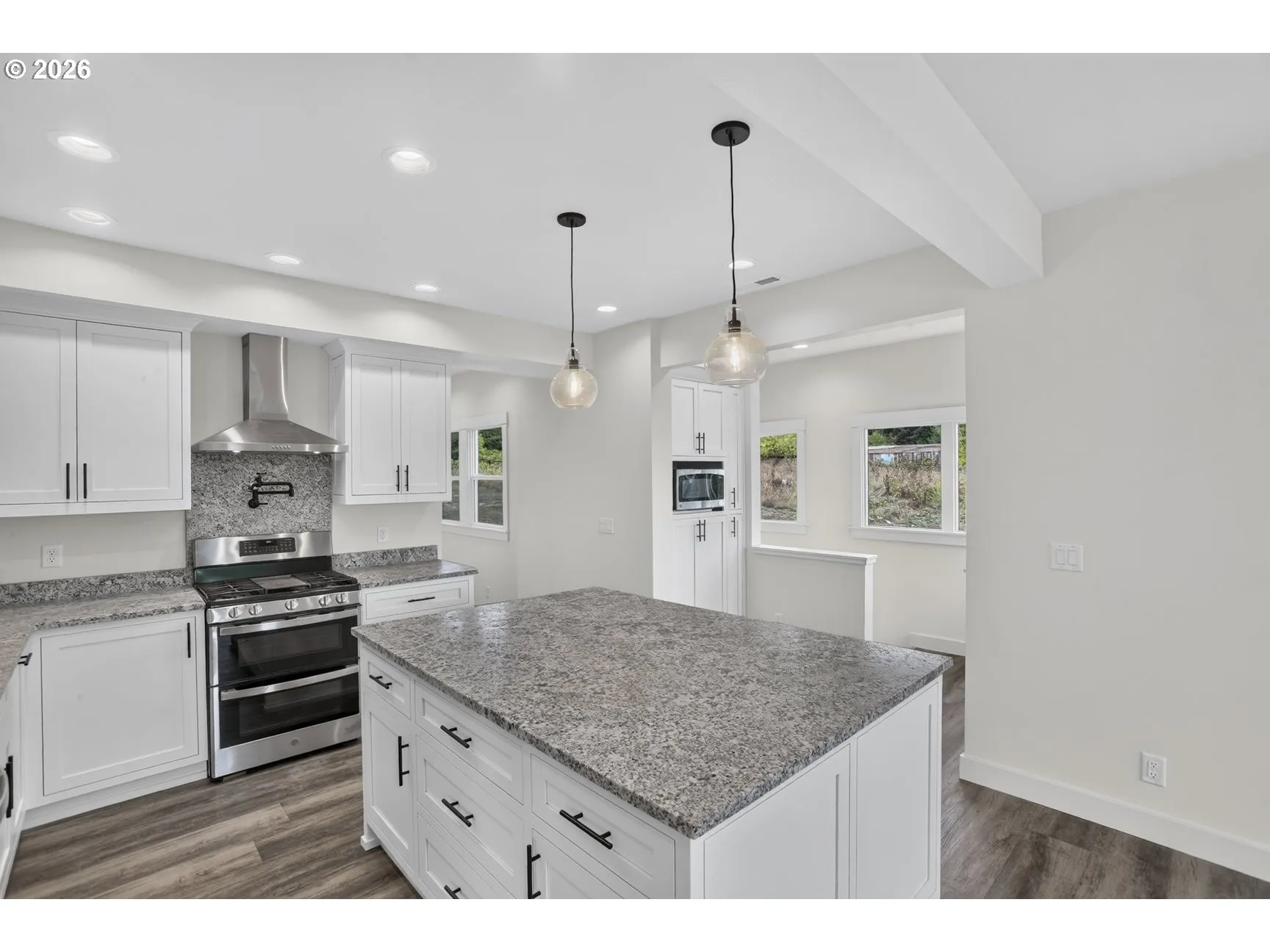 Kitchen-Island