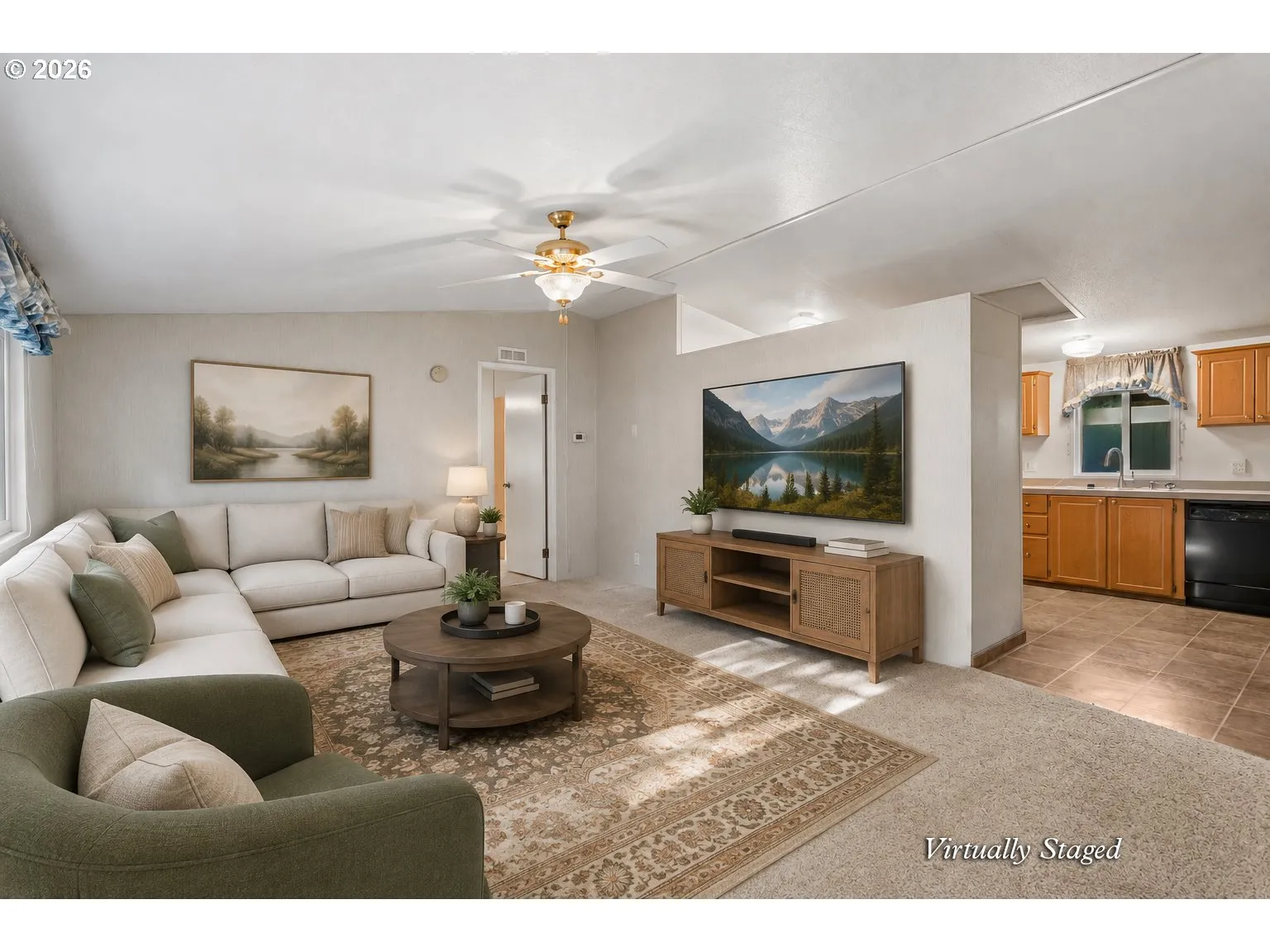 Living Room-Ceiling Fan