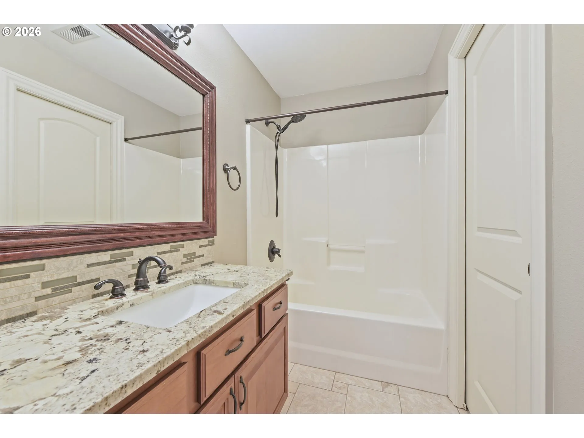 Bathroom-Upper