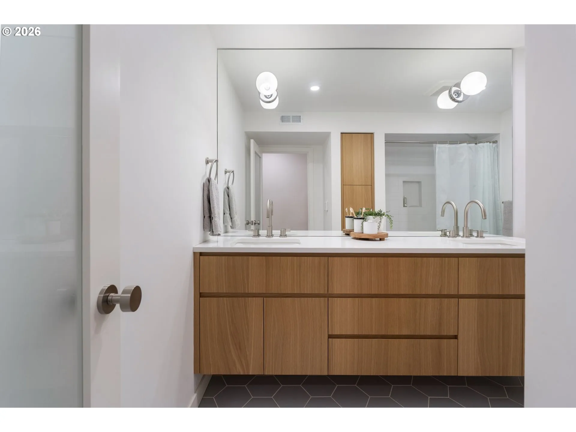 Bathroom-Lower