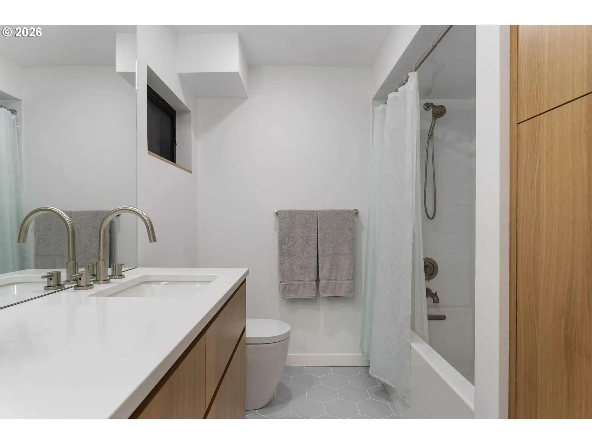 Bathroom-Lower