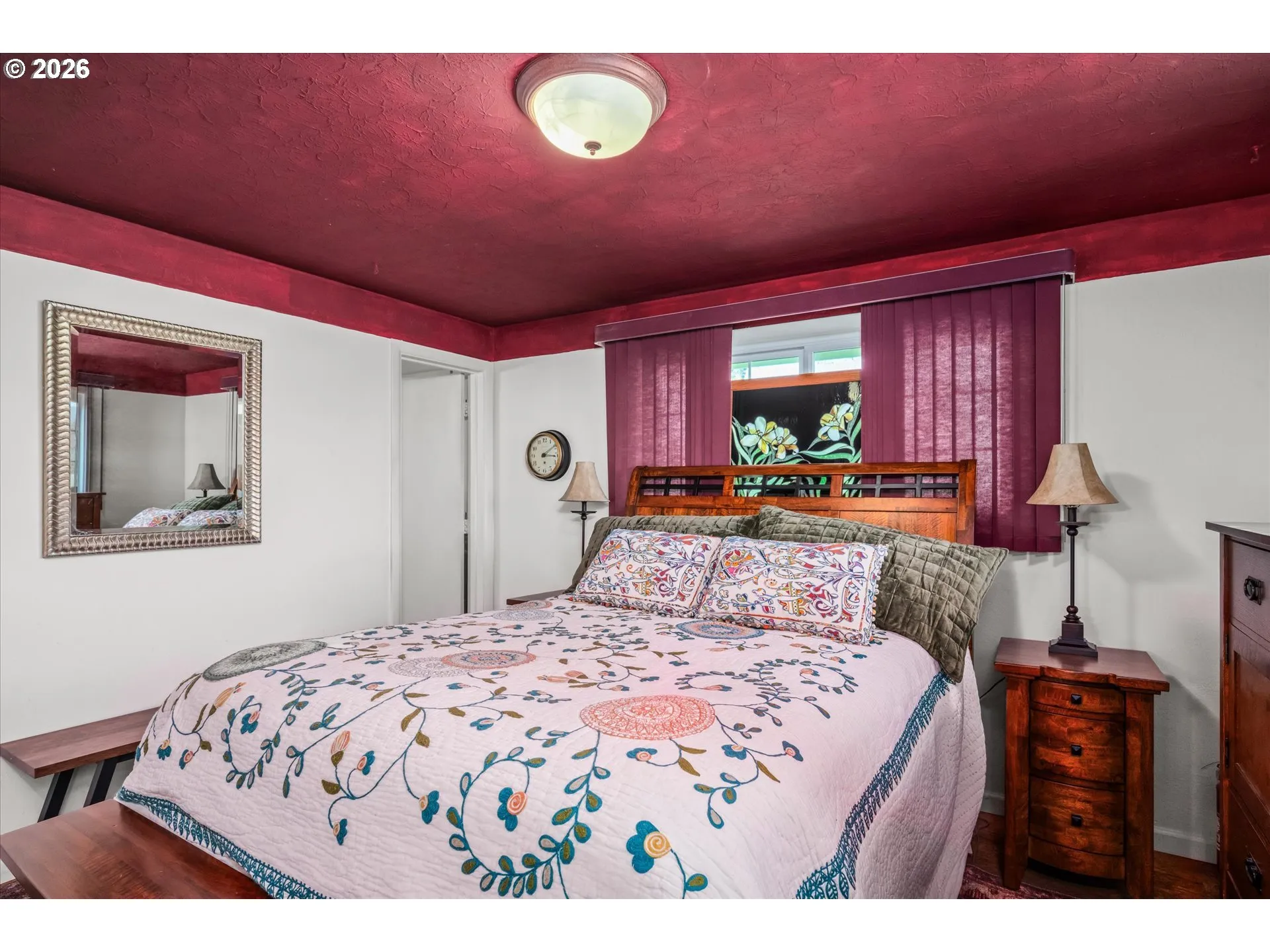 Bedroom, Primary