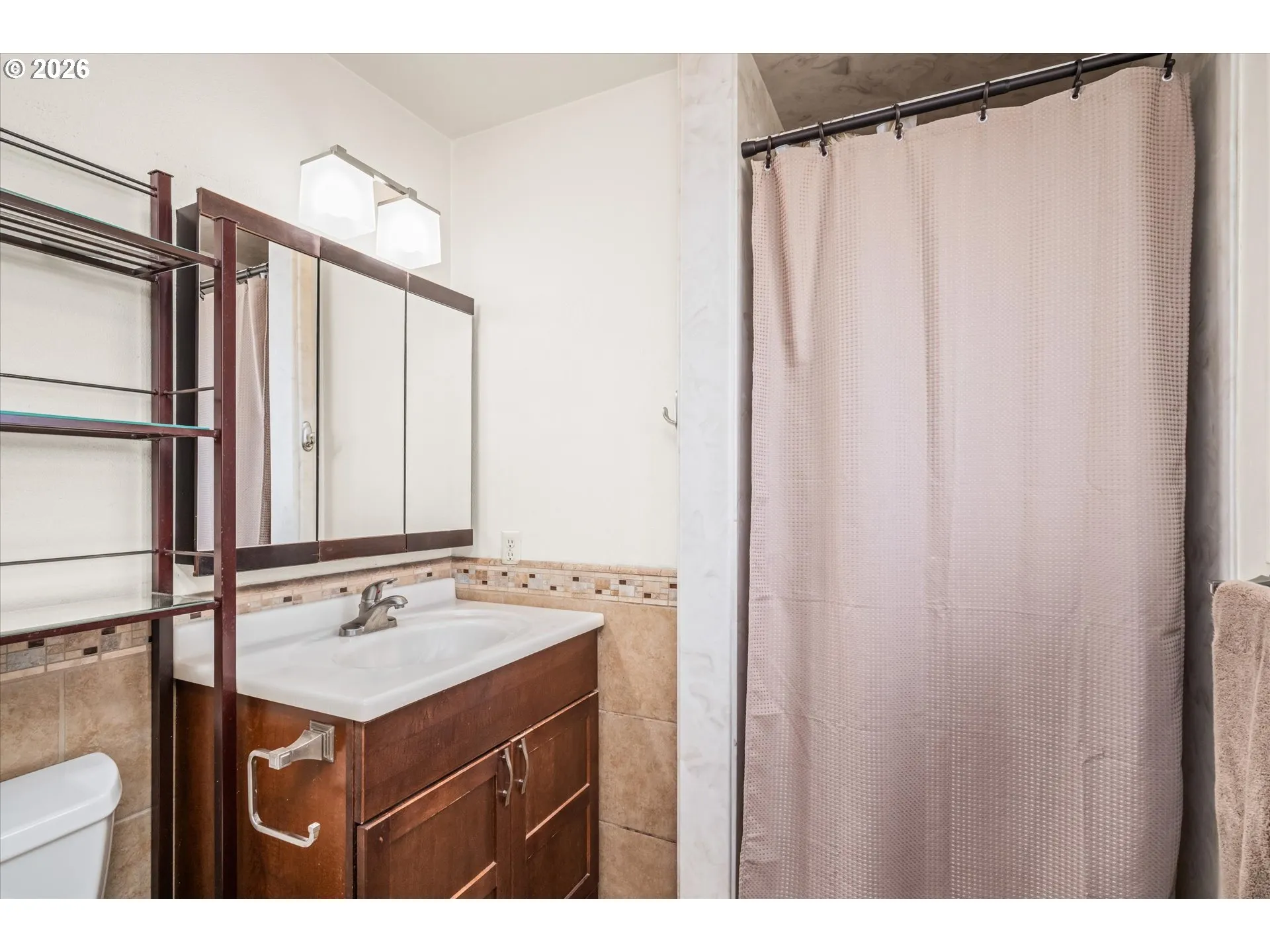 Bathroom, Attached