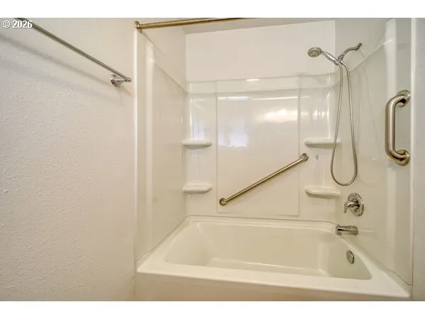 Owner's Suite Bathroom