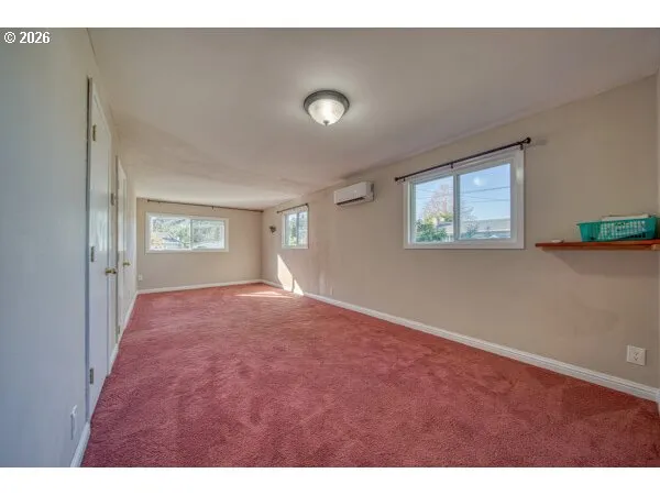 Owner's Suite Bedroom-Main