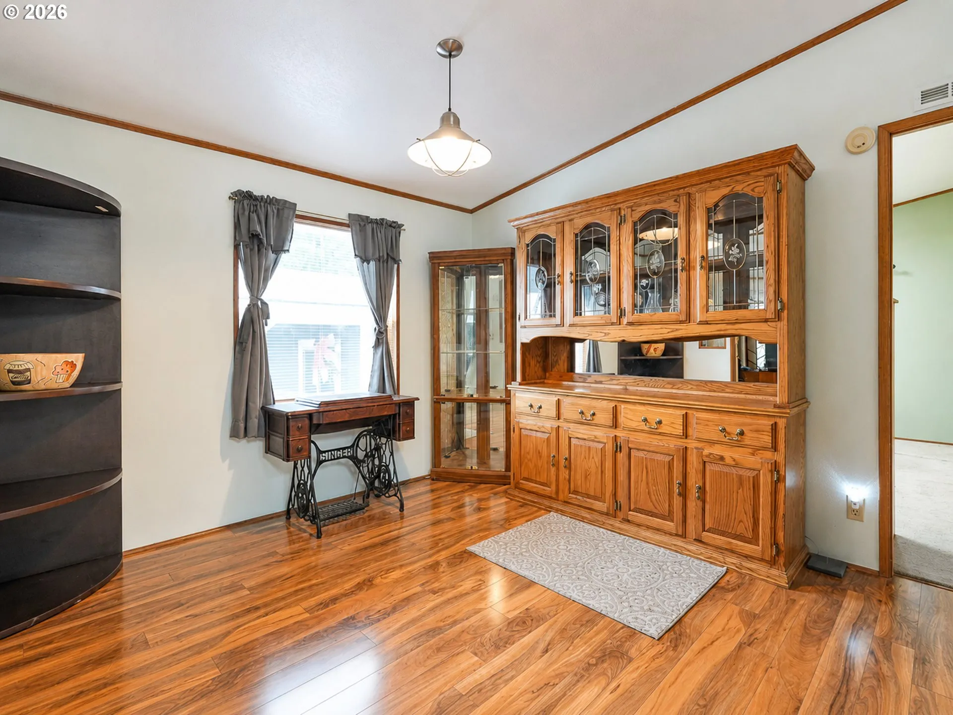 Dining Room-Formal