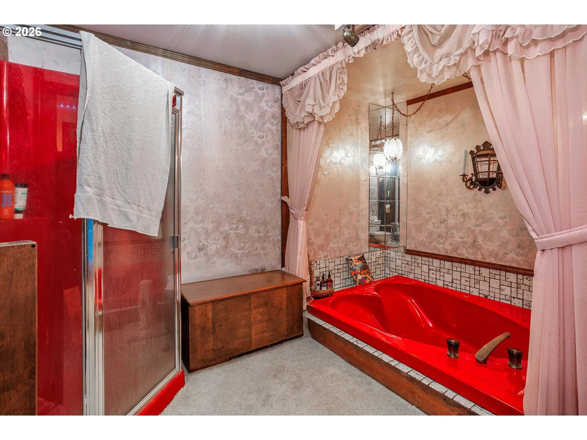 Bathroom, Attached