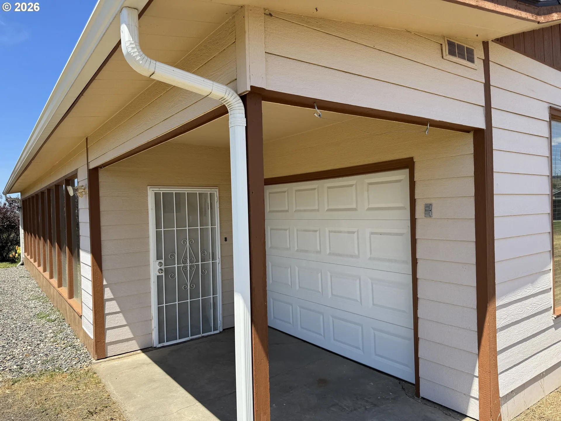 Entrance/Foyer