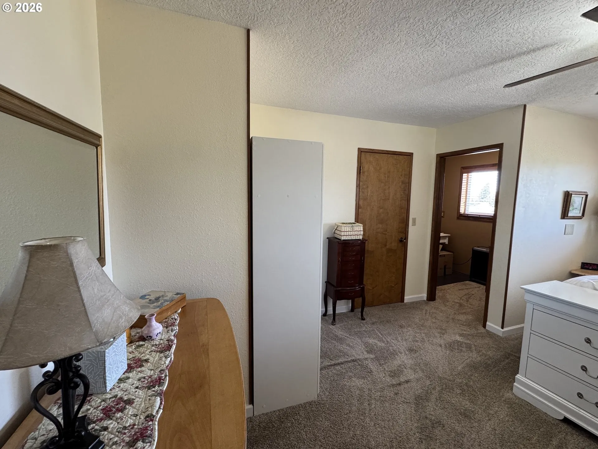 Bedroom, Primary