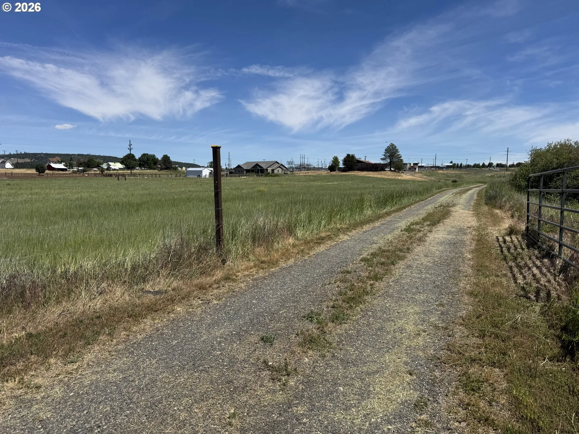 Driveway-Gated