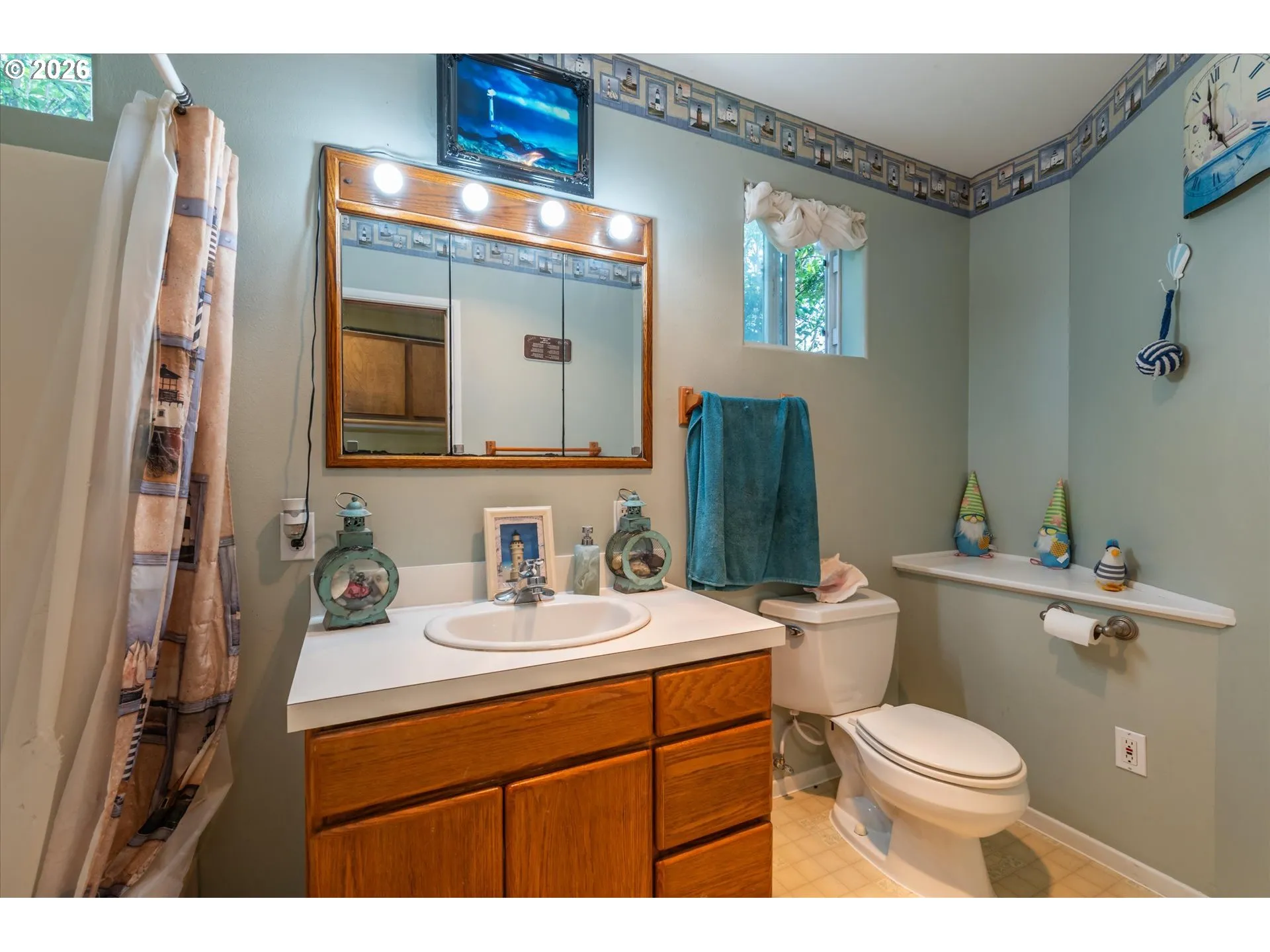 Bathroom-Lower