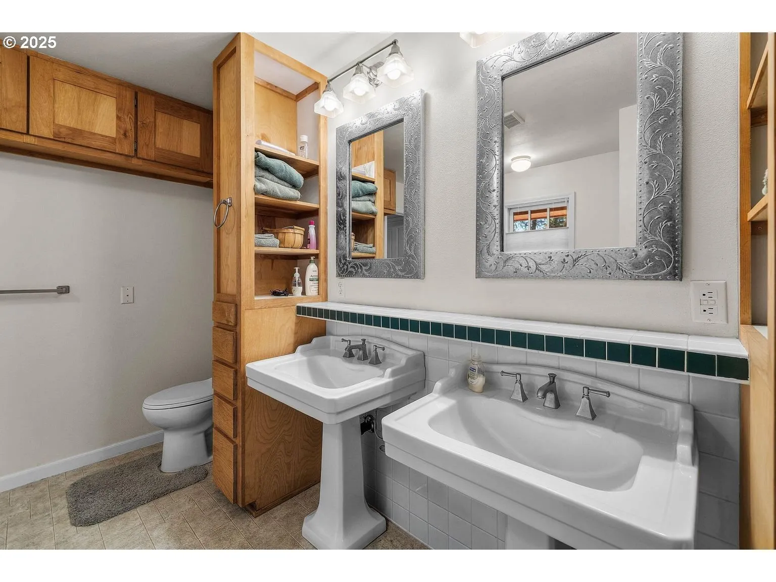 Bathroom-Double Sinks