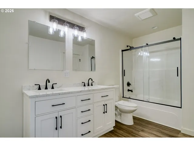 Bathroom-Hall