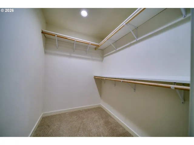 Bedroom, Owner's Suite-Walk-In Closet