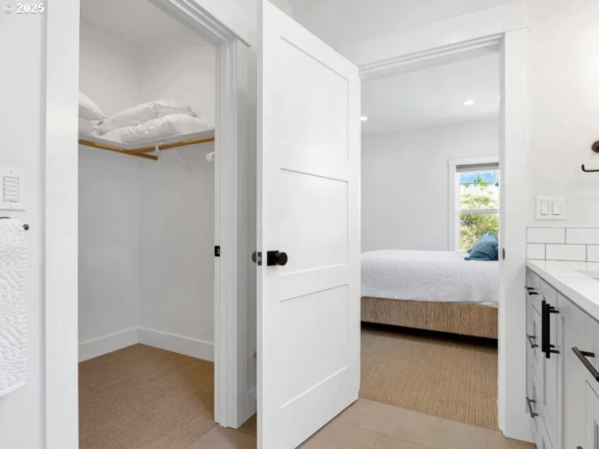 Bedroom-Walk-In Closet