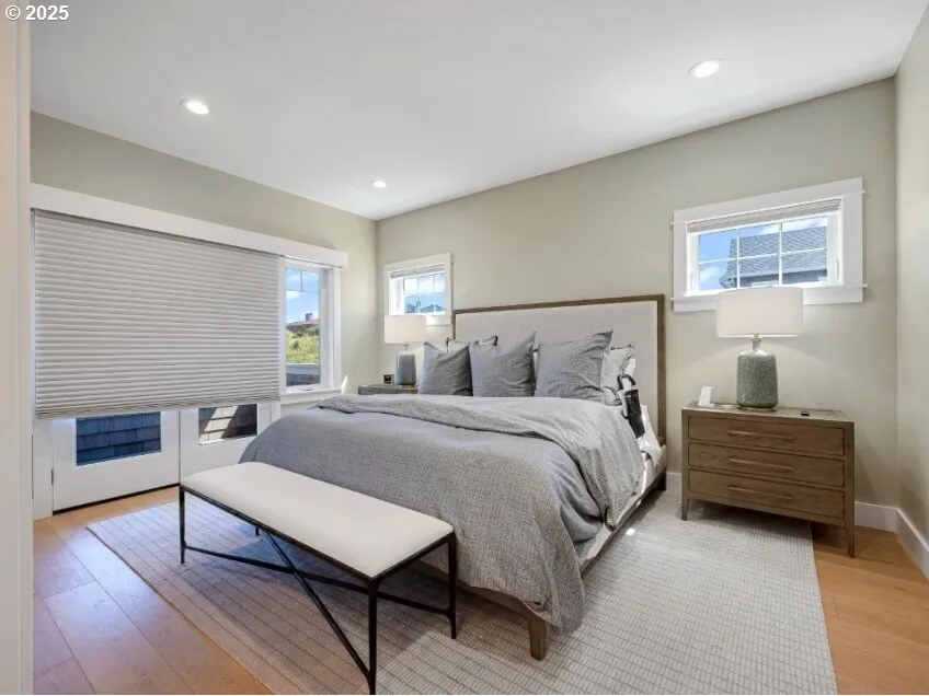 Bedroom, Primary-Upper