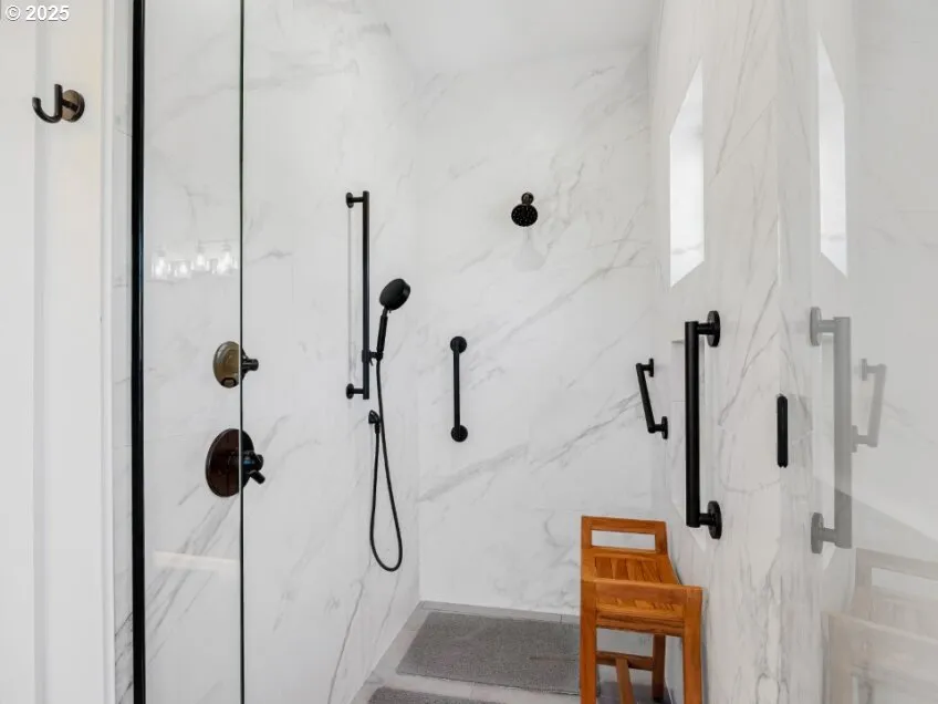 Bathroom, Attached-Walk in Shower