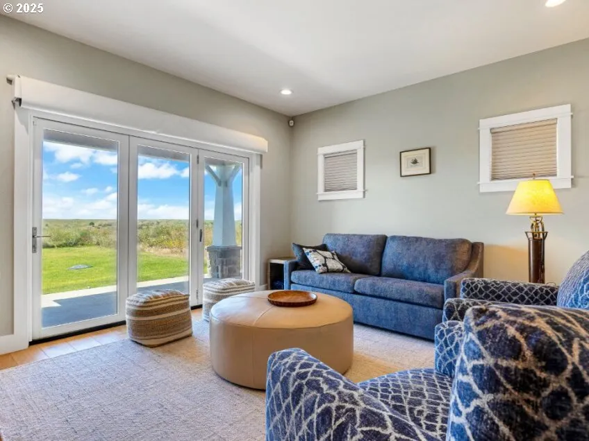 Family Room-Main