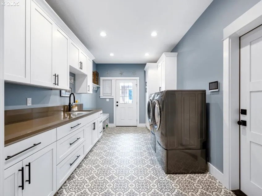 Laundry-Main