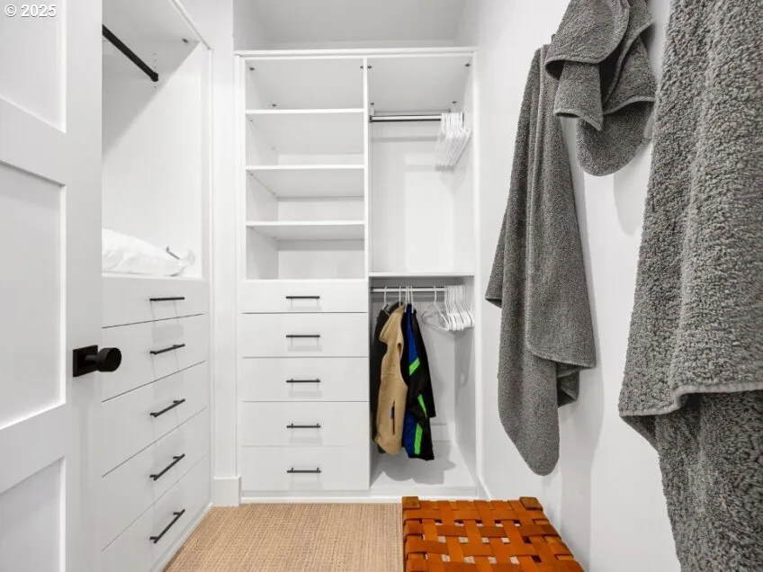 Bedroom, Primary-Walk-In Closet